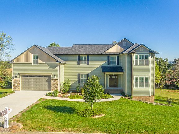 2nd image of 175 Banberry Dr