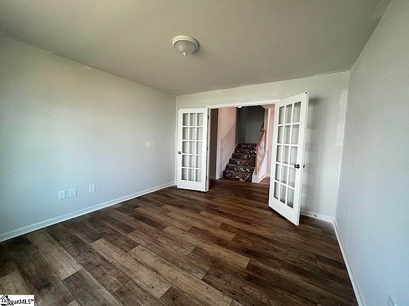 5th image of 304 Whittier St Lot 422