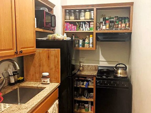 5th image of 439 Congress St #212