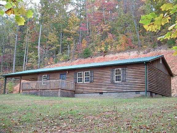 2nd image of 152 Douglas Trail Ln