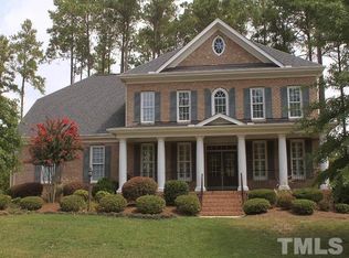 104 Oxfordshire Ln, Chapel Hill, NC 27517