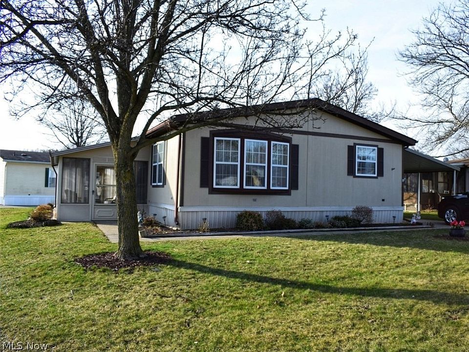 1st image of 1 Periwinkle Dr