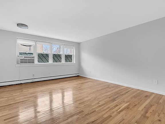 4th image of 222 E Westfield Ave #20975a8b0