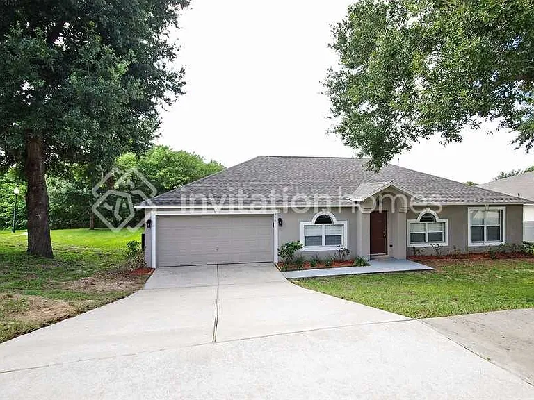 912 Jayhil Dr — Photo 1