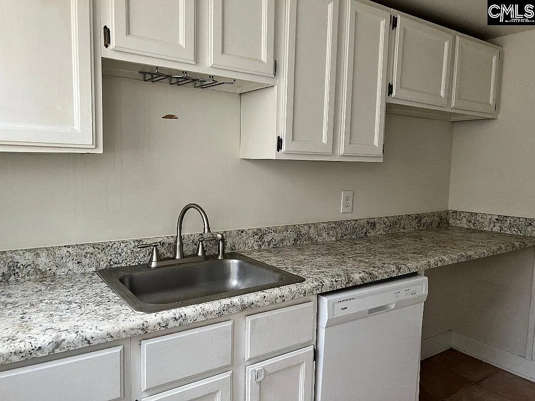 2 bed, 1000 sqft, $1,500 — Photo 4