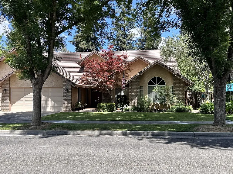 1185 Paseo Redondo Dr — Photo 1