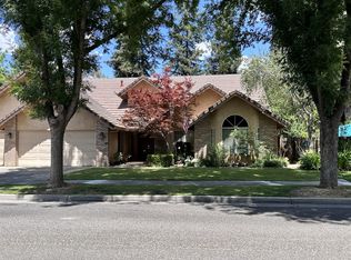 1185 Paseo Redondo Dr, Merced, CA 95348