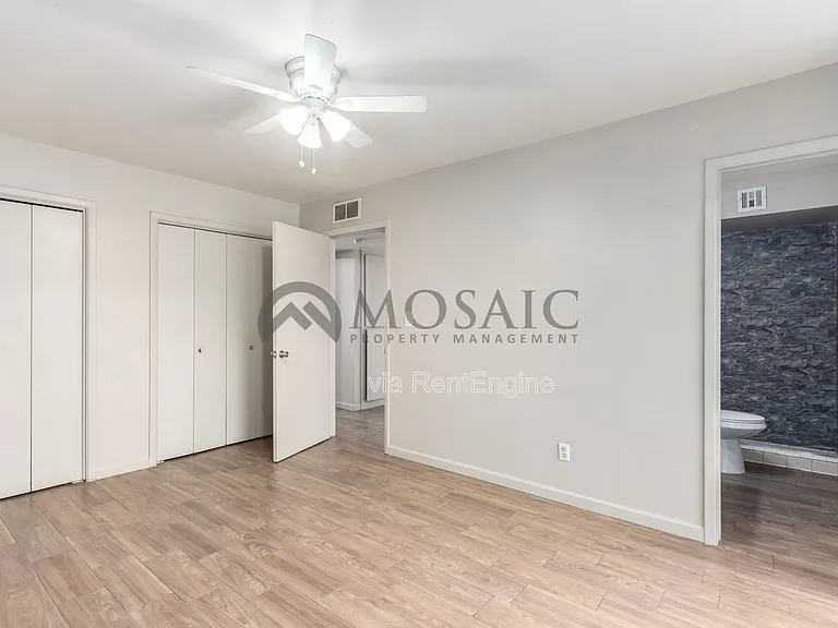 1204 S McClintock Dr #B — Photo 12
