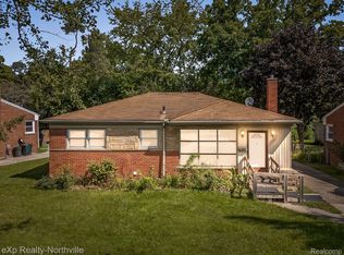 1461 Haynes St, Birmingham, MI 48009