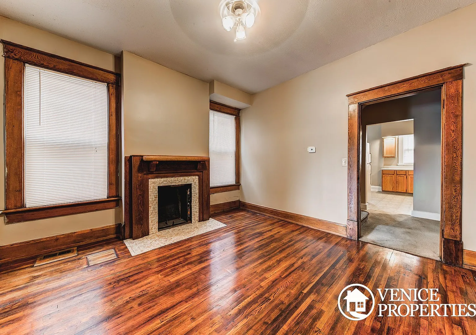 5 Bedroom on OSU Campus — Photo 4