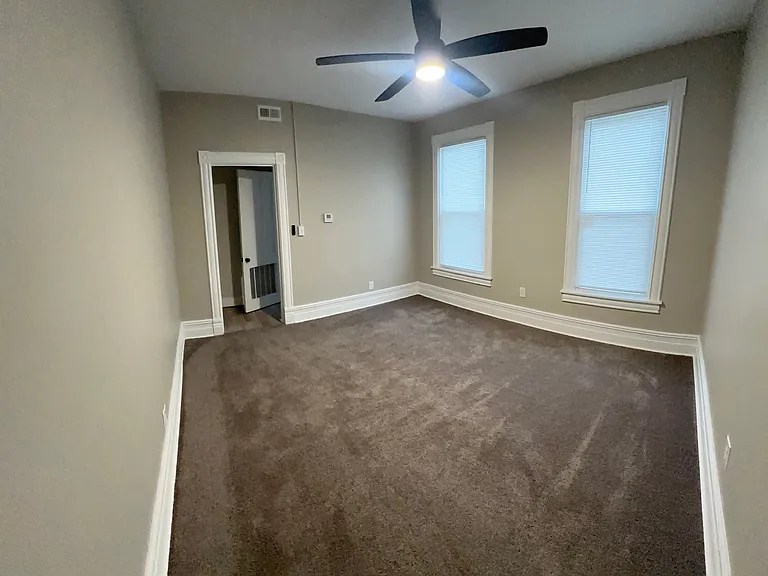 217 E Thomas St #2 — Photo 7