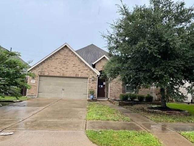 1st image of 6710 Greenwood Valley Pl