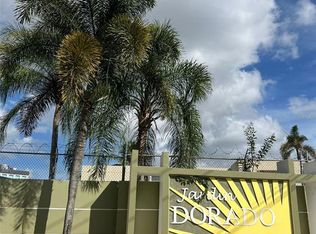 F6 Persa, Dorado, PR 00646