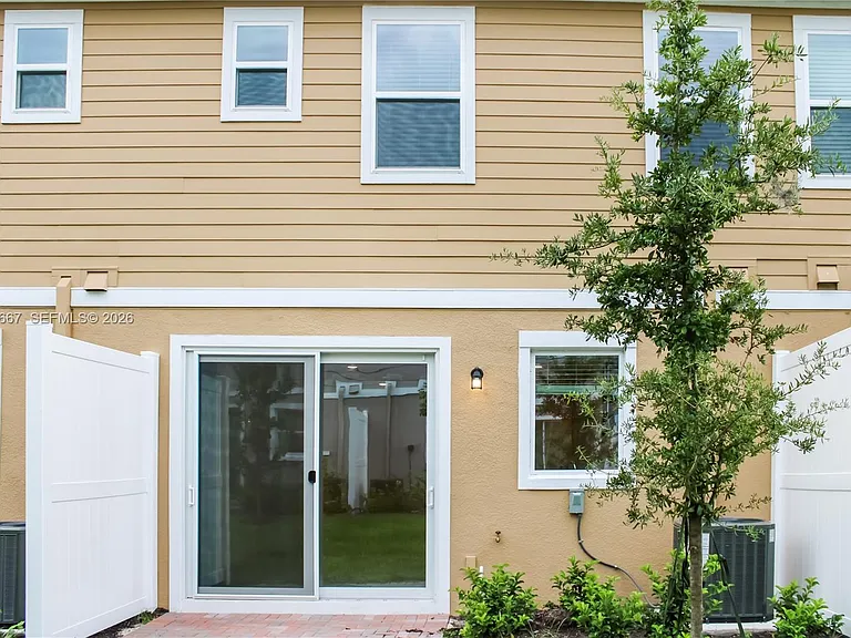 34218 Cinder Way #34218 — Photo 23