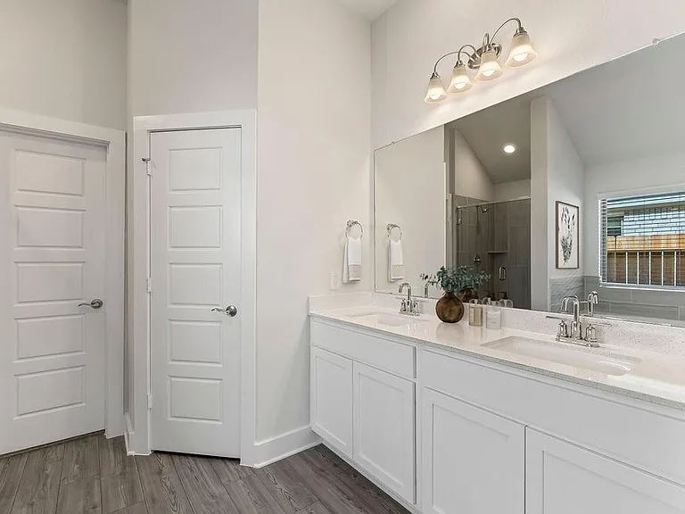9903 Silverling Ct — Photo 16