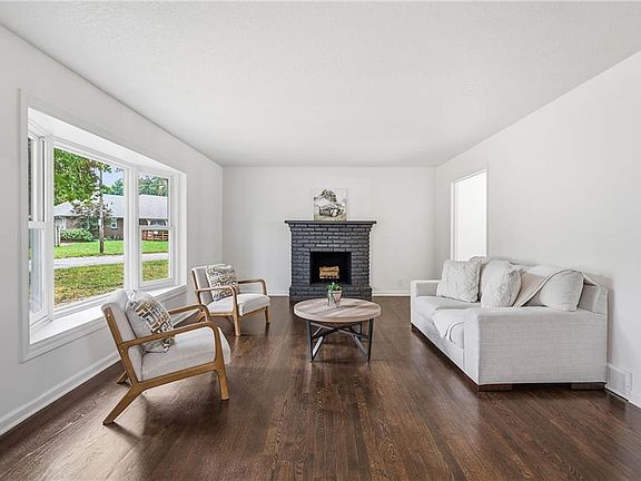2nd image of 5008 Spring Ave