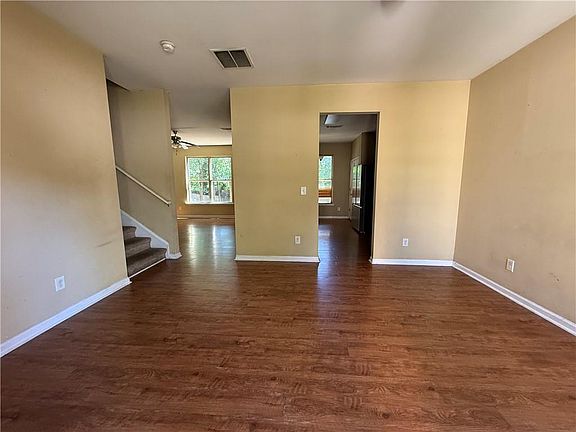 3rd image of 1441 Arbor Place Dr
