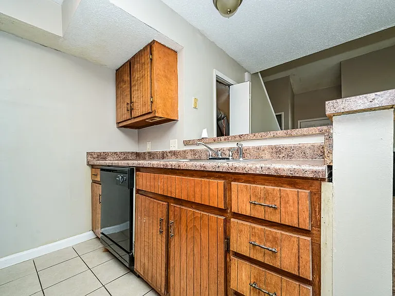 8536 Pineland Dr #A — Photo 11