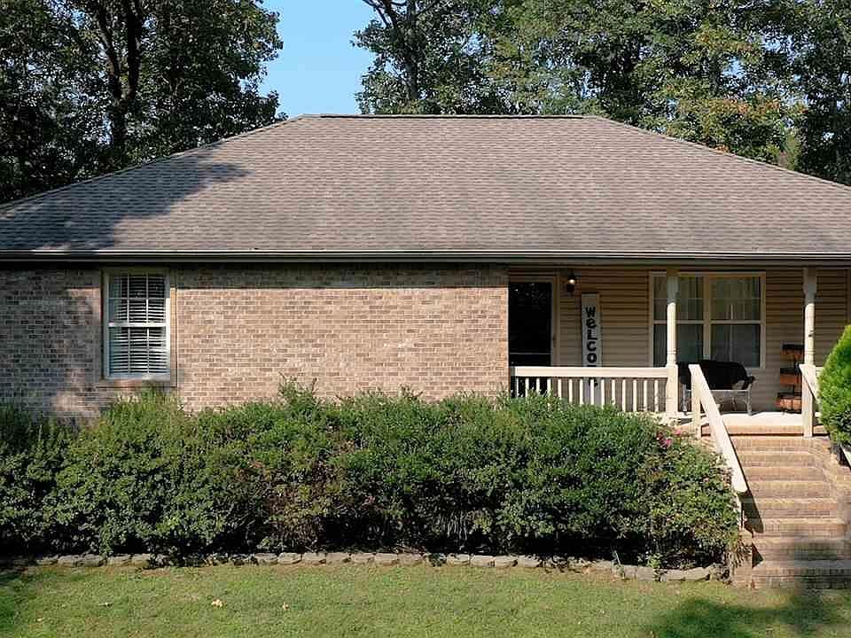 1st image of 240 Brookfield Ln