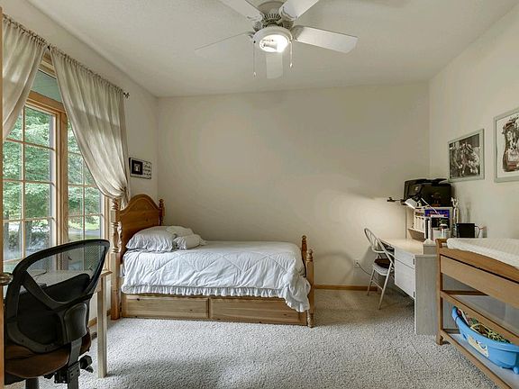3rd image of 27113 Bayshore Dr