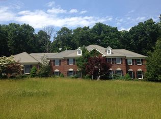 12 Coddington Ln, Califon, NJ 07830