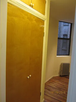 Rented by JR Properties, LTD | media 8