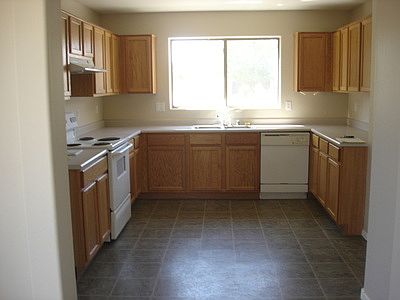 3rd image of 2023 S 86th Ln