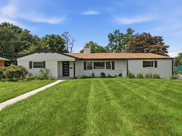9299 Fidelis Dr, Cincinnati, OH 45242