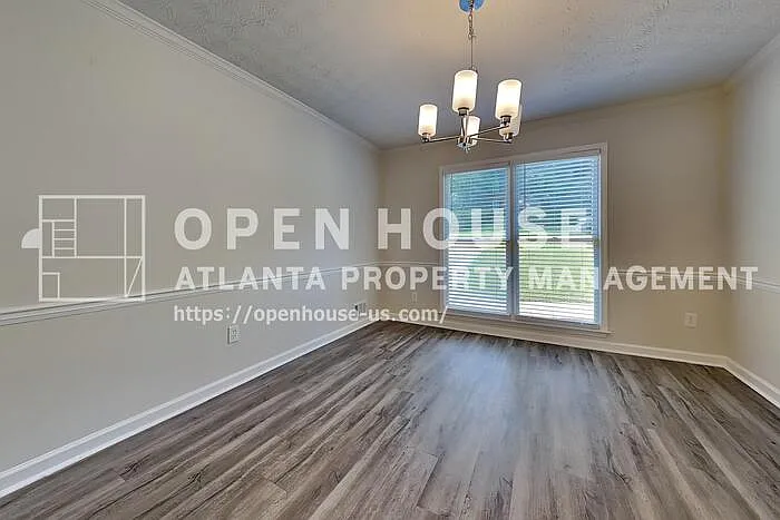 3960 Windy Shore Dr — Photo 8