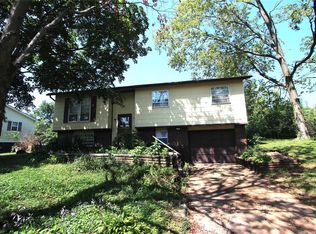 221 Kingsway St, Farmington, MO 63640