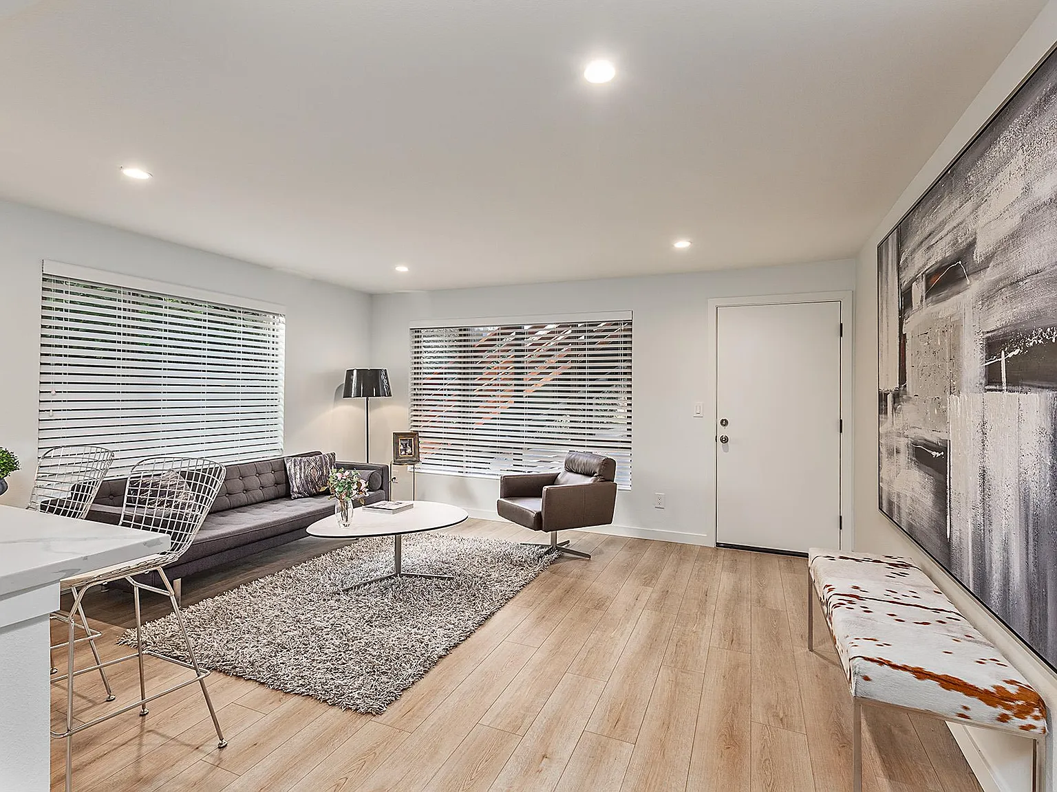 129 5th Ave NW — Photo 3