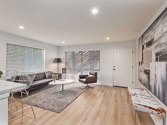 3rd image of 129 5th Ave NW APT 1