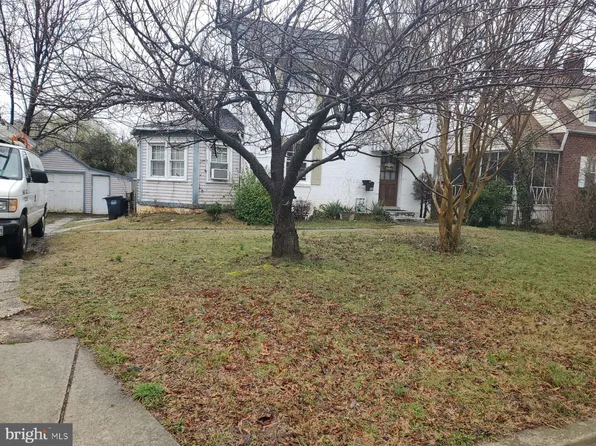 4106 Roanoke Rd, Hyattsville, MD 20782