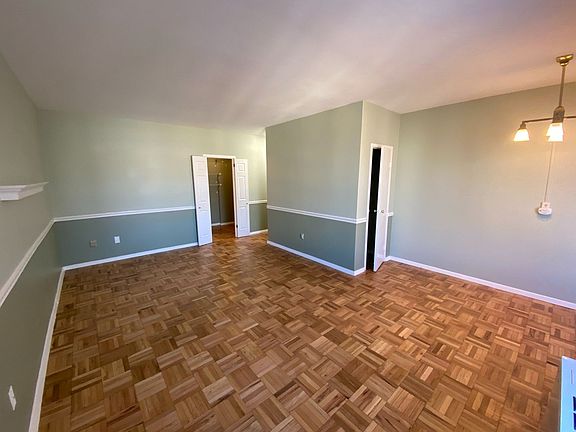 5th image of 1711 Massachusetts Ave NW #816