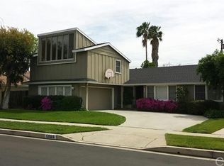 13928 Hartsook St, Sherman Oaks, CA 91423