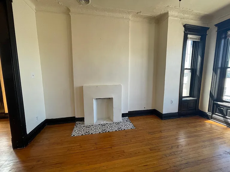 2139 S Western Ave #2 — Photo 12