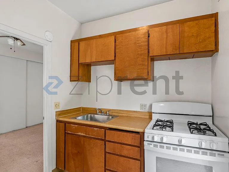 1315 Spruce St #1 — Photo 14