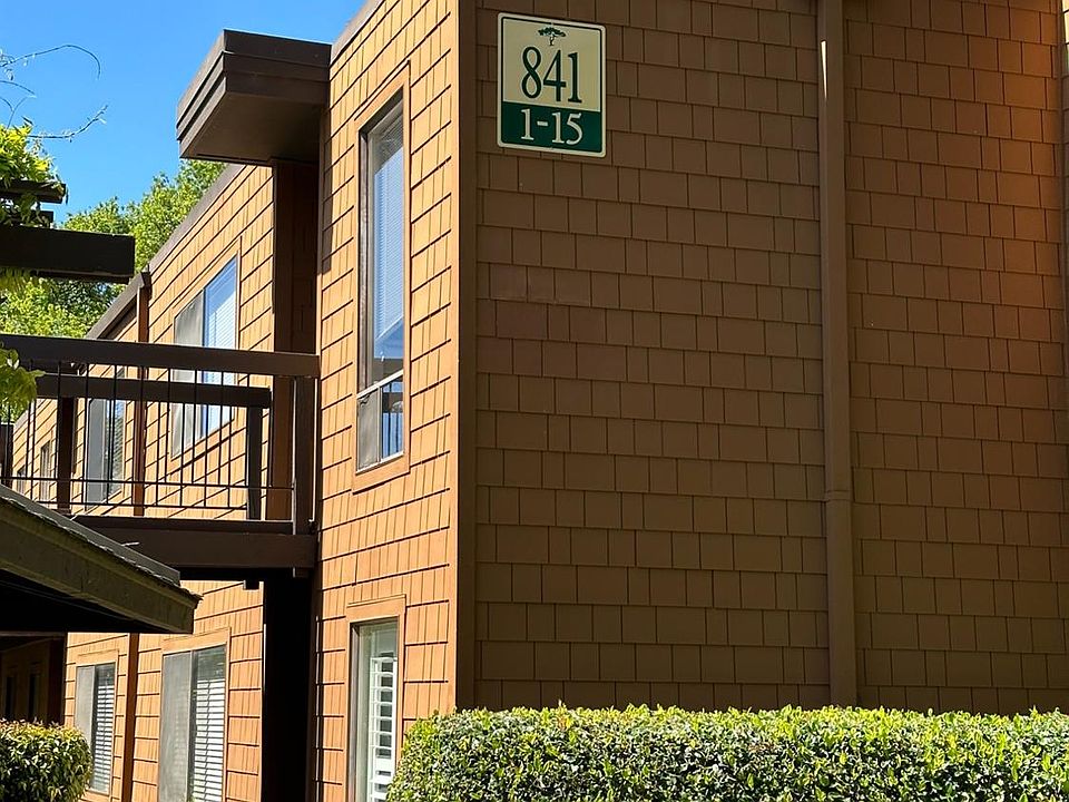1st image of 841 Woodside Ln E Unit 9
