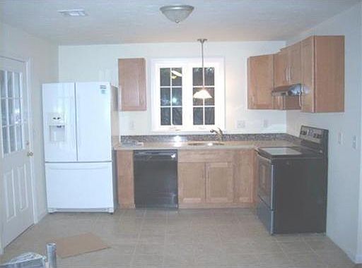 2nd image of 701 Washington St #3
