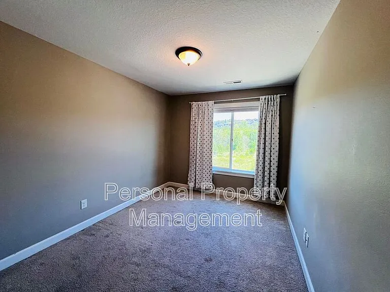 4307 NW Sage Loop — Photo 19