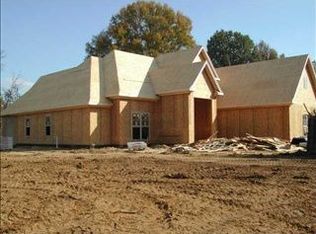 6092 Windsor Oak Dr, Arlington, TN 38002