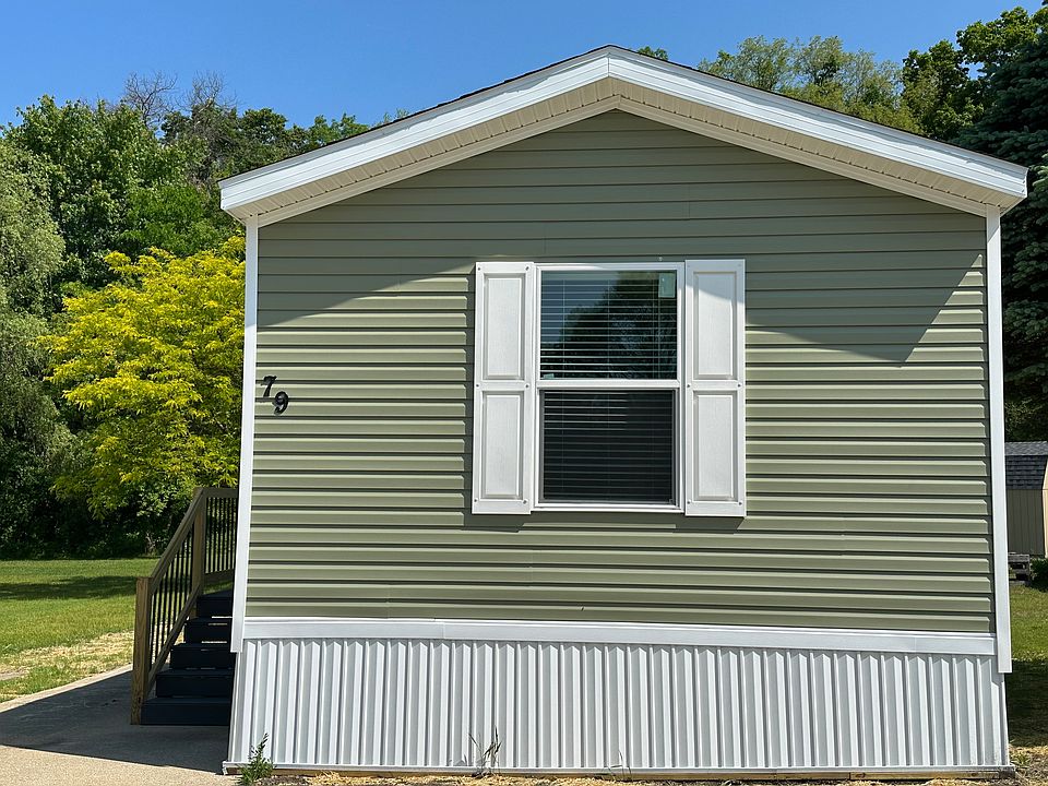 2nd image of 79 Tammy Dr