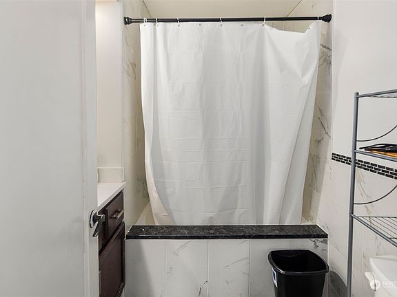 5th image of 15256 N Wall Street