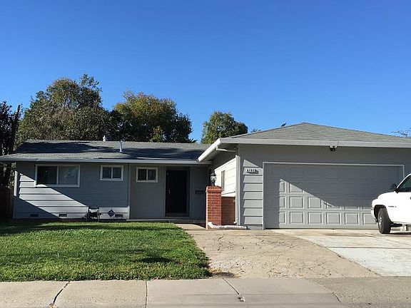 3rd image of 6792 Bodine Cir