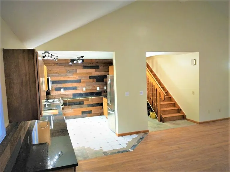 1848 Arbordale St — Photo 14