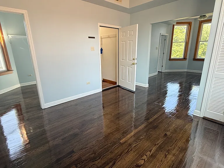 546 N Saint Louis Ave #2 — Photo 9