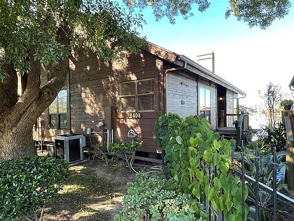 2nd image of 2408 Crows Nest Dr