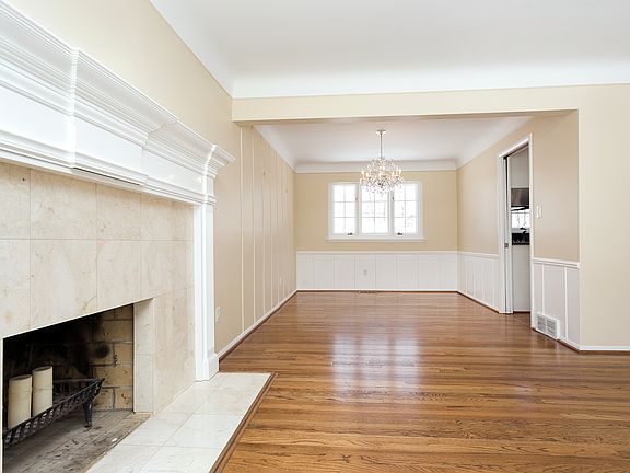 4th image of 5600 Woodland Pass