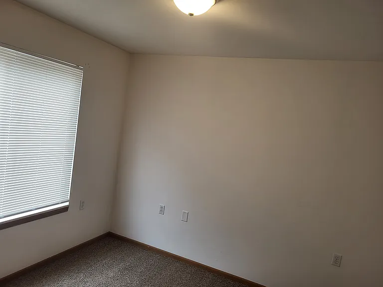4915 Universal Dr #2 — Photo 3