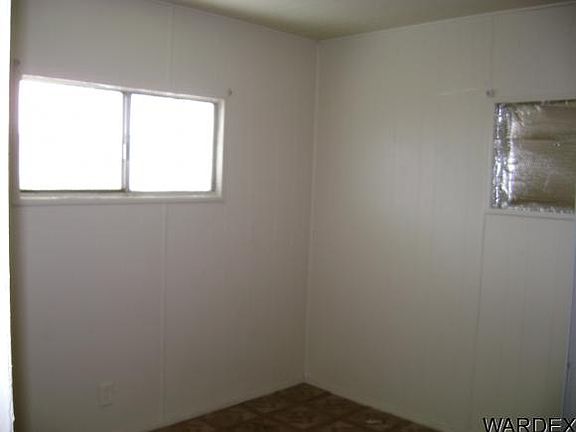 4th image of 1947 Hualapai Dr